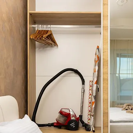 Sunny 1bd In Old Town By Flat Mаnager